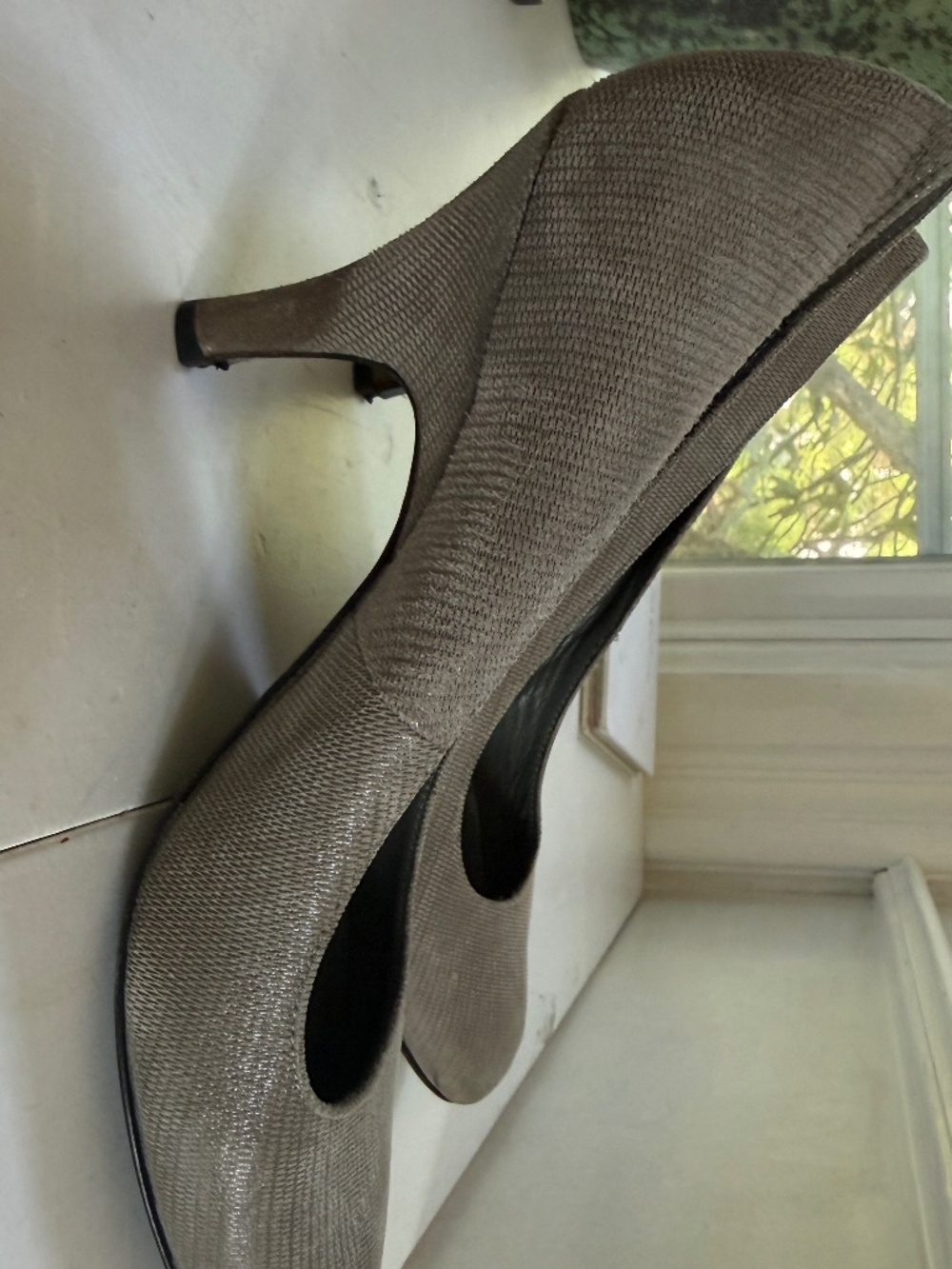 Latitude Femme Gray Heels – Work to Evening heel